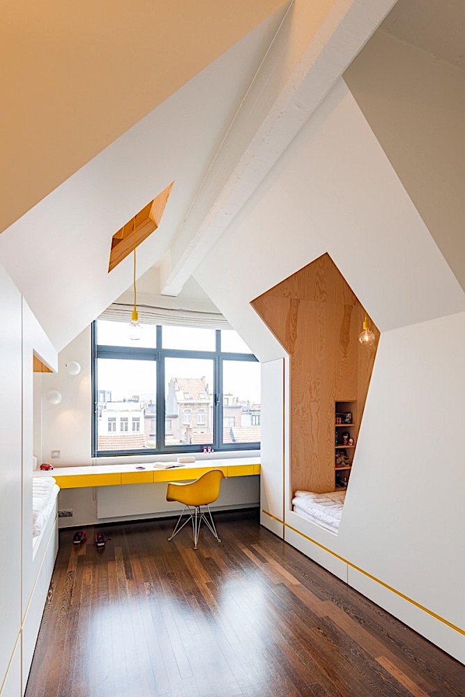 bedstee kinderkamer geometrisch ontwerp